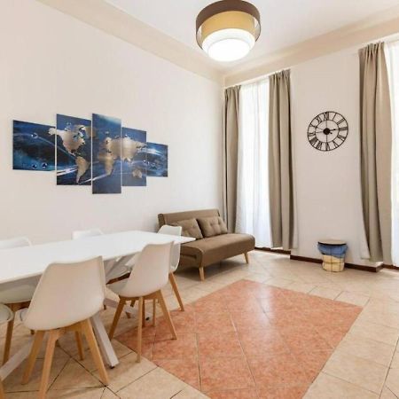 San Giusto'S Clock Storico Appartamento Trieste Luaran gambar